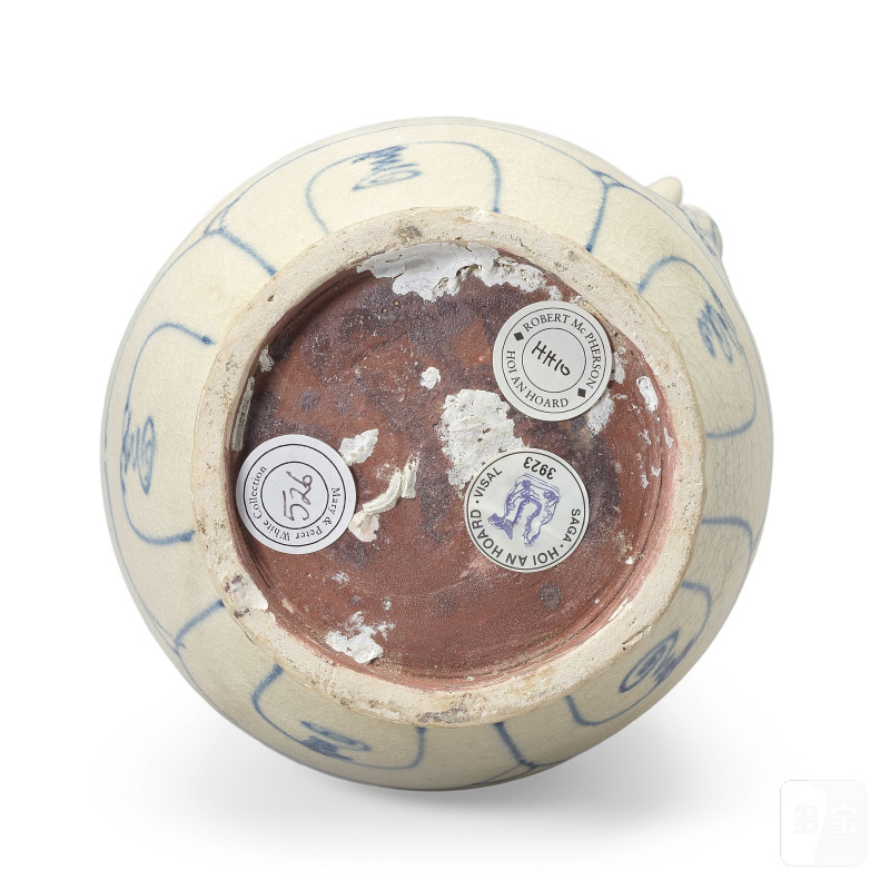 越南 十五/十六世紀 青花花卉紋執壺 | A HOI AN HOARD BLUE AND WHITE EWER - 图7